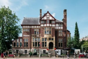Amsterdam: Moco Museum Entry Ticket and Canal Cruise - Lichtenstein, Dalí, Banksy, and the street-art feel you can actually enjoy