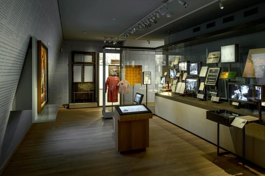 Amsterdam: National Holocaust Museum Entry Ticket - Photography and etiquette: the rules are simple