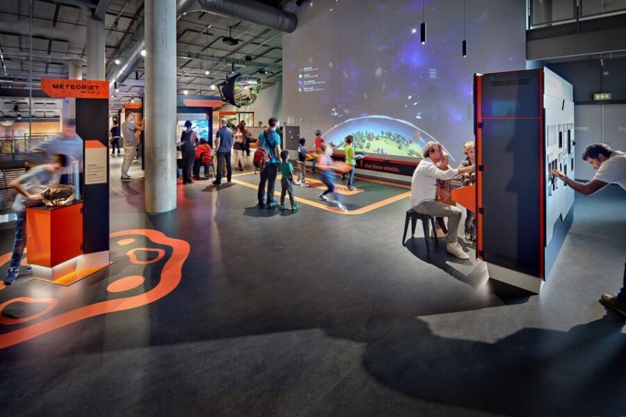 Amsterdam: NEMO Science Museum Ticket - Bridges, lightning, illusions, and other hands-on problem solving