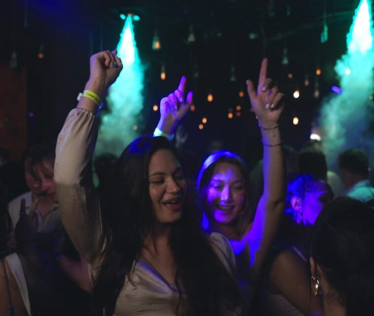 Amsterdam: Nightlife Scene 1, 2, or 3-7 Day Ticket - Price and Logistics: Is $16 Good Value for a 2-Day Night?