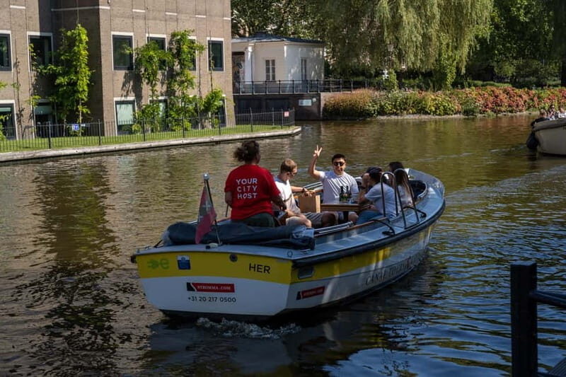Amsterdam: Open Boat Canal Cruise (with Free Spritz Option) - Who this canal cruise is best for (and who might skip it)