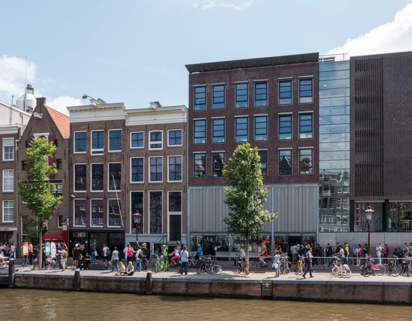 Amsterdam: Private Anne Frank and Jewish Quarter Tour - Walking from Hermitage Pier into the Jewish Quarter’s real geography