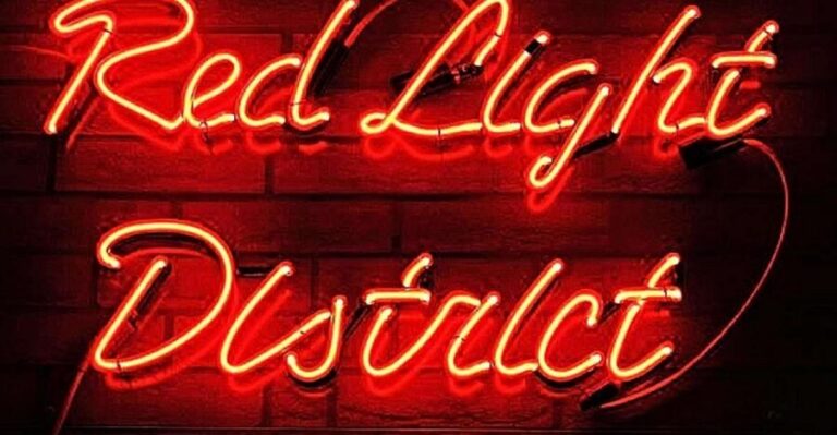 Amsterdam: Red Light District Exclusive Night Tour - The 2-hour walking format: pace, stops, and what that means for you