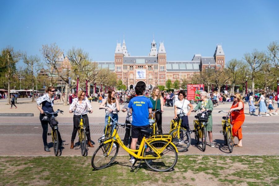 Amsterdam: Relaxed City Highlights Guided Bike Tour - Key things I think you’ll care about most