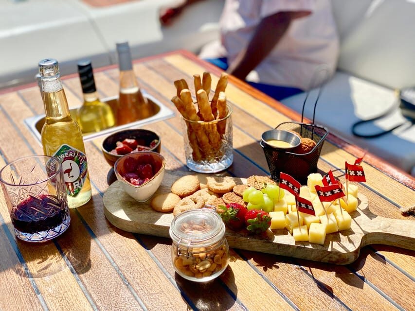 Amsterdam Small Group Canal Cruise inc Snacks/Drinks Winter - Why a heated winter canal cruise feels different in Amsterdam