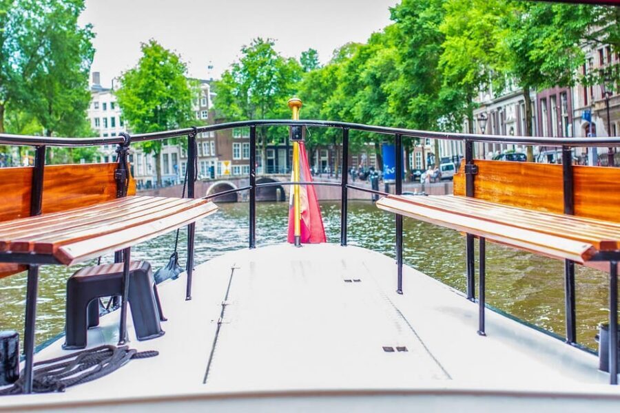 Amsterdam: Small-Group Canal Cruise incl. Drinks and Snacks - Prinsengracht and Herengracht: Where the Stories Feel Personal, Not Scripted