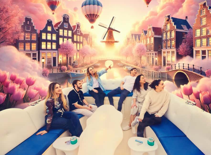 Amsterdam: Smoke & Cruise on covered Cannabis Boat With Bar - Meeting at Oudezijds Voorburgwal and what to expect at check-in