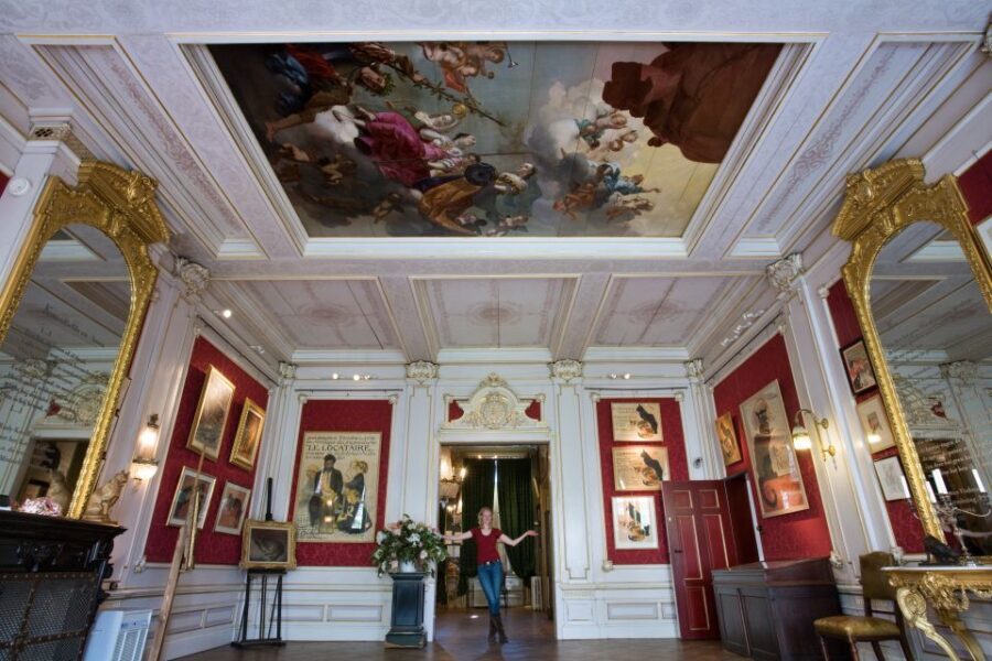 Amsterdam: The Kattenkabinet Cat Museum Entry Ticket - The Herengracht setting: art in a 17th-century canal house