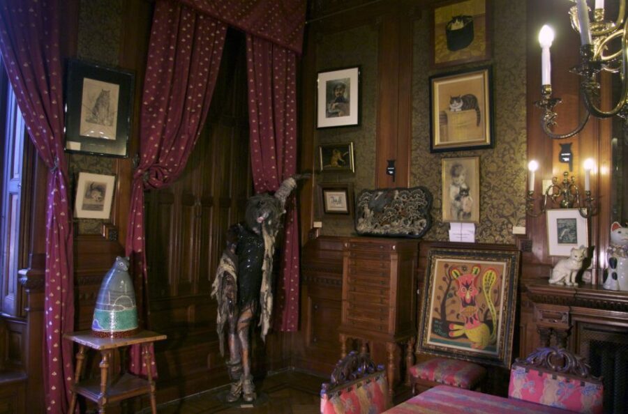 Amsterdam: The Kattenkabinet Cat Museum Entry Ticket - What you’ll actually see: cat paintings, prints, posters, sculptures, and odd artifacts