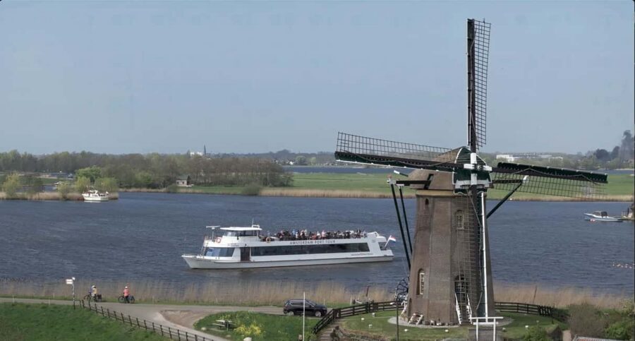 Amsterdam: Tulip Farm Visit, Keukenhof, and Windmill Cruise - Meeting at This is Holland: the ferry shortcut that saves time