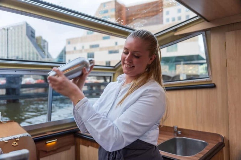 Amsterdam: Unlimited Cocktails Cruise on the Canals - Key Points Before You Go