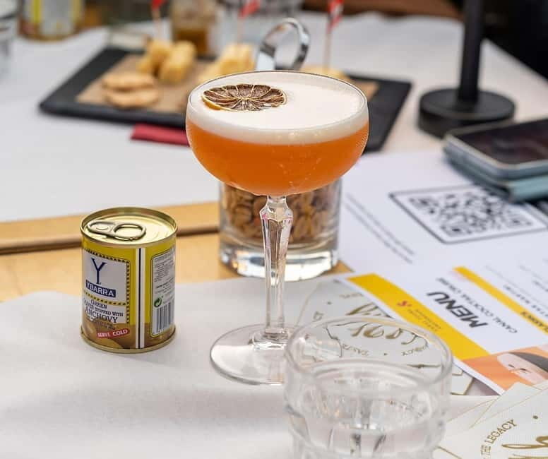 Amsterdam: Unlimited Cocktails Cruise on the Canals - Value for $38: what you’re really buying in 75 minutes