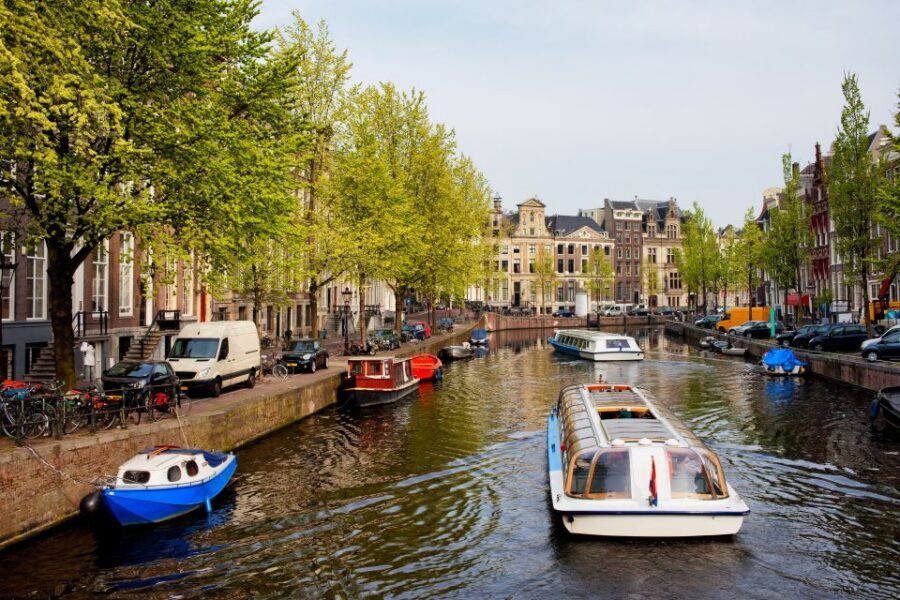 Amsterdam Walking Tour and Canal Cruise - How This Private Amsterdam Walk Gets You Local-Style Fast