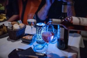 Amsterdam: Wine and Cheese Evening Cruise - Onboard vibe and the wine-and-cheese pacing