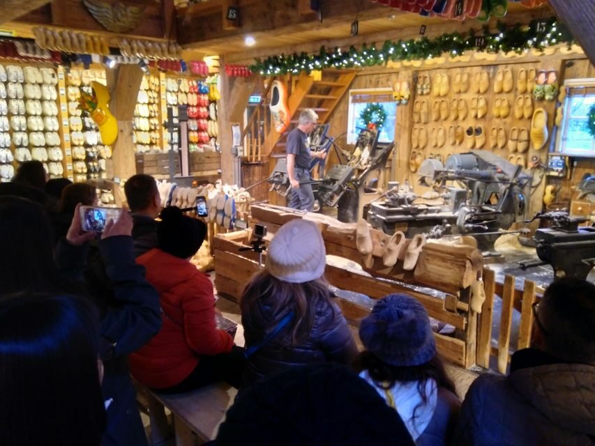Amsterdam: Zaanse Schans 3-Hour Small Group Tour - Cheese farm tasting: Gouda flavors and how to pace it