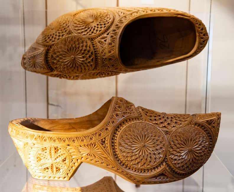 Amsterdam: Zaanse Schans, Cheese Tasting & Volendam Tour - How the Whole Day Feels: A Practical Balance of Structure and Freedom