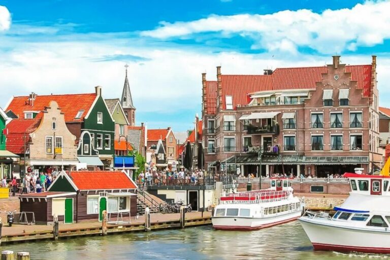 Amsterdam: Zaanse Schans, Edam, Volendam & Marken Bus Tour - Meeting point and coach ride: where the day starts