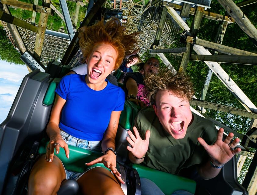 Biddinghuizen: Walibi Holland Entry Ticket - Water Rides and Space Shot: The Day’s Splash Factor