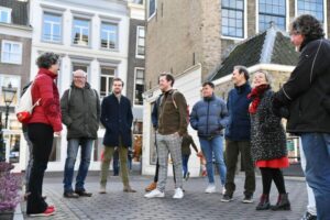 Dordrecht: Highlights and Hidden Gems Walking Tour - Starting at Voorstraat: where you’ll get your bearings fast