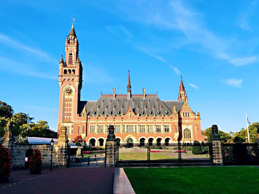 From Amsterdam: Day Tour to Rotterdam, Delft and The Hague - Meet the morning: pickup in Amsterdam and van time you can actually use