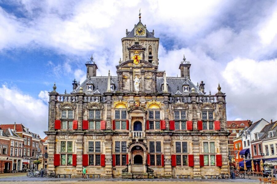 From Amsterdam: Guided Trip to Rotterdam, Delft & The Hague - Delft: canals, royal associations, and the Delft Blue factory you’ll actually remember