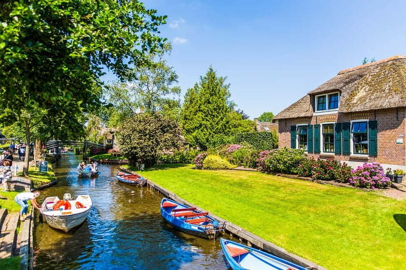 From Amsterdam: Ultimate Giethoorn Experience with Boat Tour - Should You Book This Tour from Amsterdam?