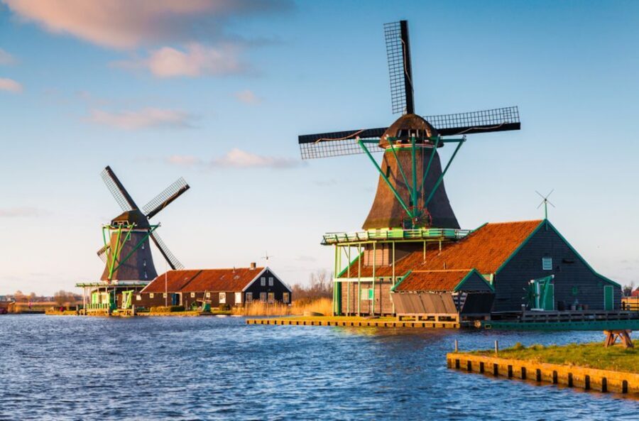 From Amsterdam: Windmills of Zaanse Schans Tour - Clogs at the Wooden Shoe Workshop: Watch Craft Happen