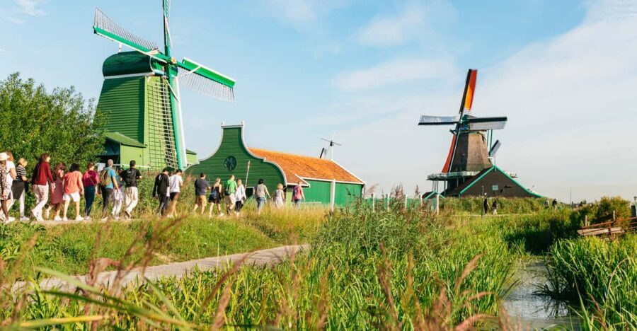 From Amsterdam: Zaanse Schans, Edam, Volendam & Marken - Zaanse Schans Windmills: What You’ll Notice First