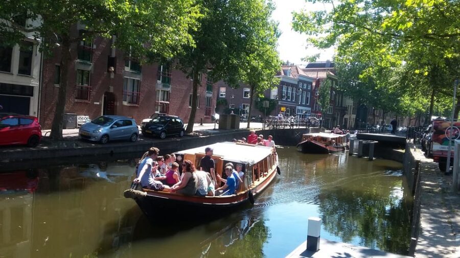 Gouda: Historical Canal Cruise - Who this Gouda cruise is for—and who might want to skip it