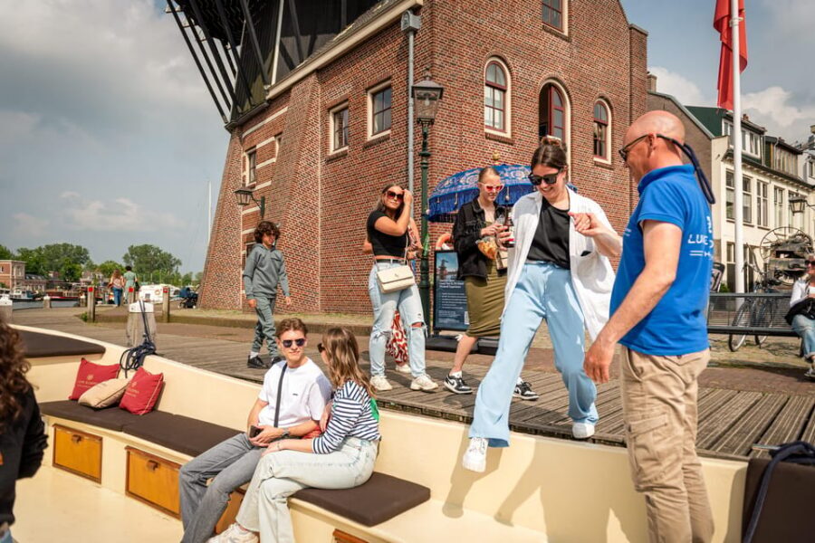 Haarlem: Guided Highlights Canal Cruise on Open Boat - The Spaarne River route: what you’ll see at each stop