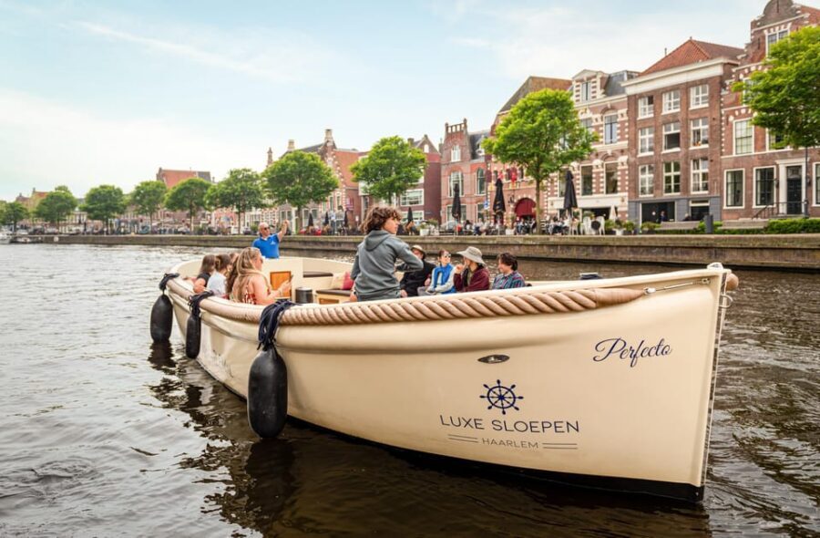 Haarlem: Guided Highlights Canal Cruise on Open Boat - Who should book this Haarlem canal cruise (and who might skip)