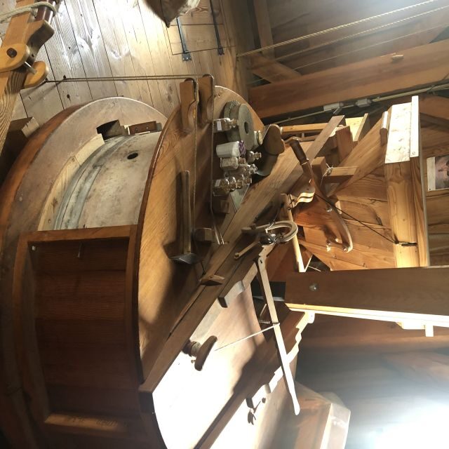 Haarlem: Windmill 'De Adriaan' Guided Tour - Inside the milling floor: seeing the grinding millstones up close