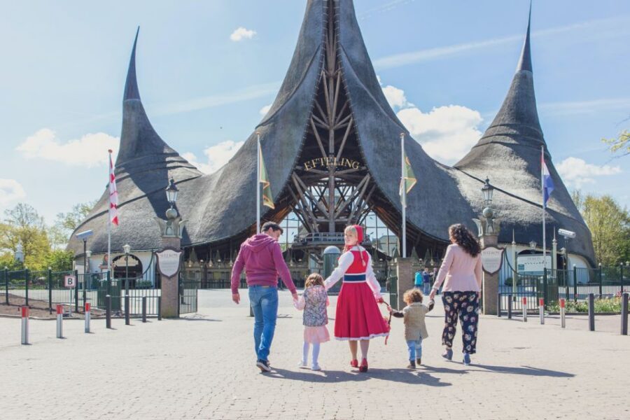 Kaatsheuvel: Efteling Theme Park Day Admission Ticket - Entering the park: use your time like a pro