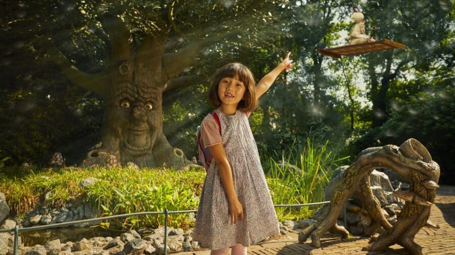 Kaatsheuvel: Efteling Theme Park Day Admission Ticket - Fairy Tale Forest and Droomvlucht: slow magic between fast rides