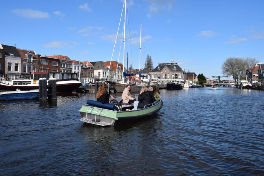 Leiden: Electric Boat Rental - Should You Book the Leiden Electric Boat Rental?