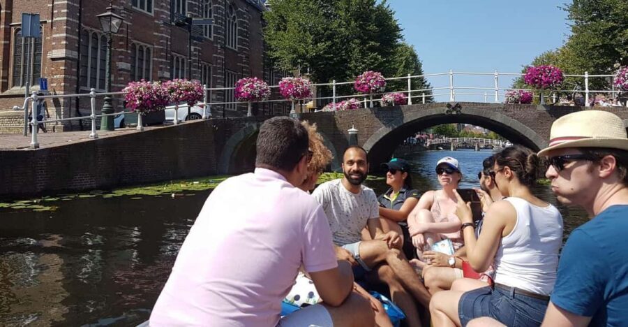 Leiden: Electric Boat Rental - The 2-Hour Plan: A Flexible Route Around Leiden’s Canals