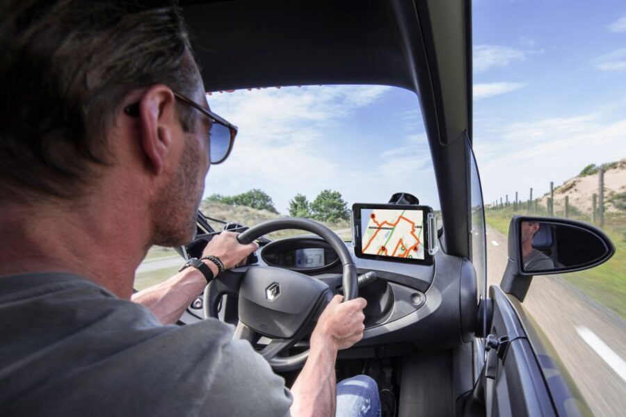 Lisse: Self-Drive Electric Car Dune and Beach Audio Tour - Weather, timing, and what to bring so you don’t waste time