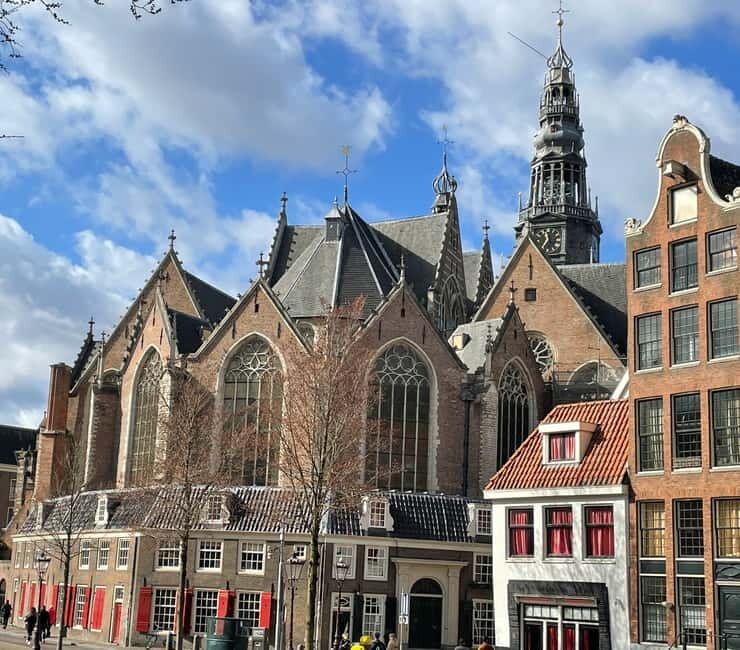 REDKULT: Red Light District & Historical City Center - A closer look at the tour’s 2.5-hour rhythm