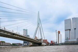 RIB Speedboat Sightseeing Cruise - Maas River Route: Rotterdam Center to Schiedam and Back