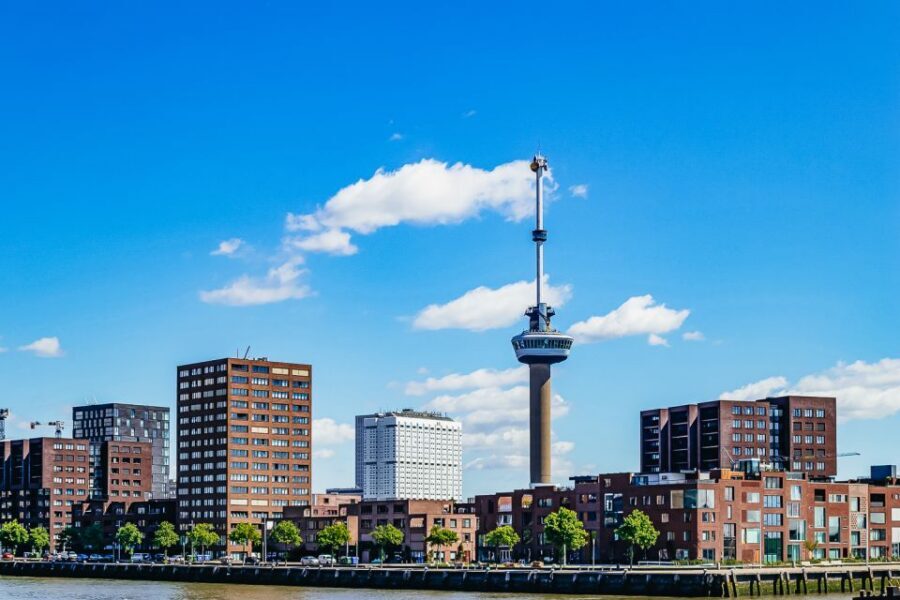 Rotterdam: Harbor Cruise with Live Guide - The 75-Minute Loop: What You Actually See on the Maas