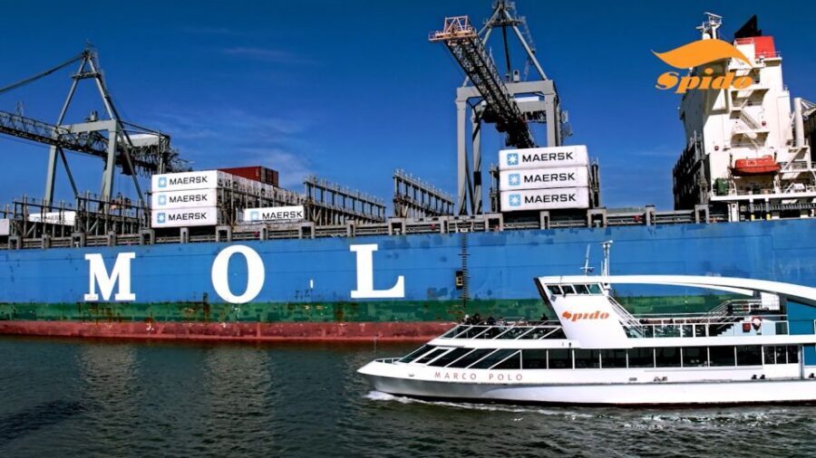 Rotterdam: Harbor Sightseeing Cruise - Boat comfort and onboard service: practical, not fancy