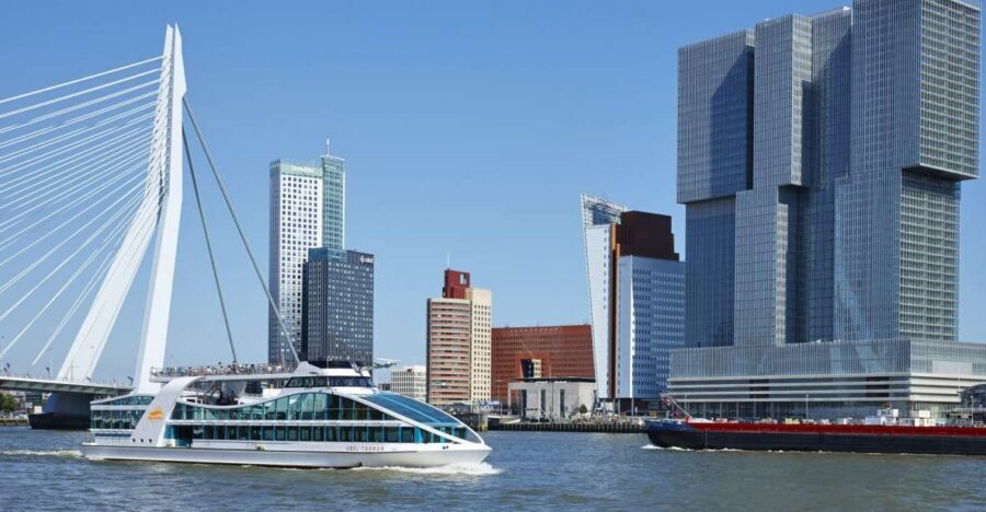 Rotterdam: Harbor Sightseeing Cruise - Starting at Willemsplein: your simple “get on the boat” plan