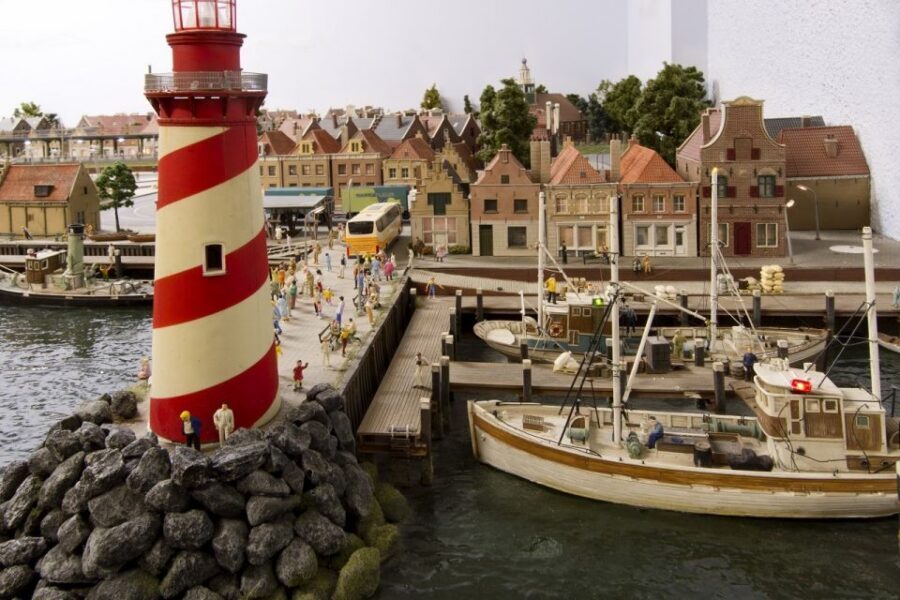 Rotterdam: Miniworld Rotterdam Entry Ticket - Price and value: what 18 dollars buys you