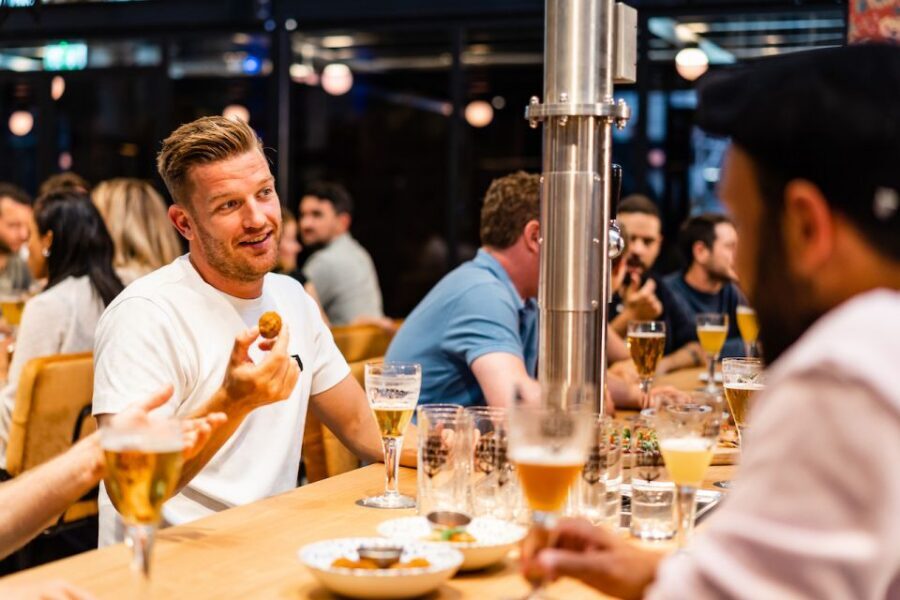 Rotterdam: Stadshaven Brewery Tour with Beer Tastings - Beer tastings: pick 1 drink or go for the 3-beer flight with snacks