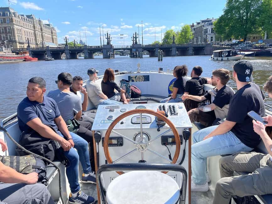Smoke & Boat Amsterdam - The Official 420 Canal Cruise - Weather, comfort, and the smoke factor