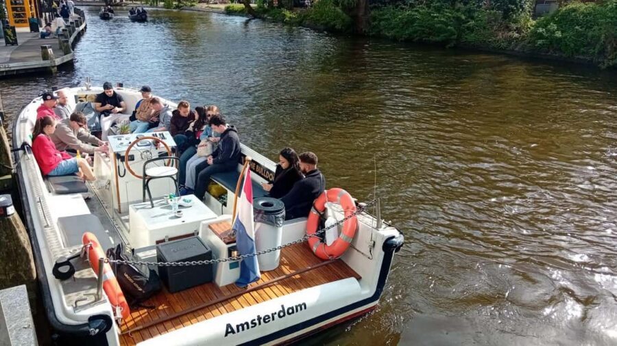 Smoke & Boat Amsterdam - The Official 420 Canal Cruise - The open-air sunset ride: what it feels like on the water