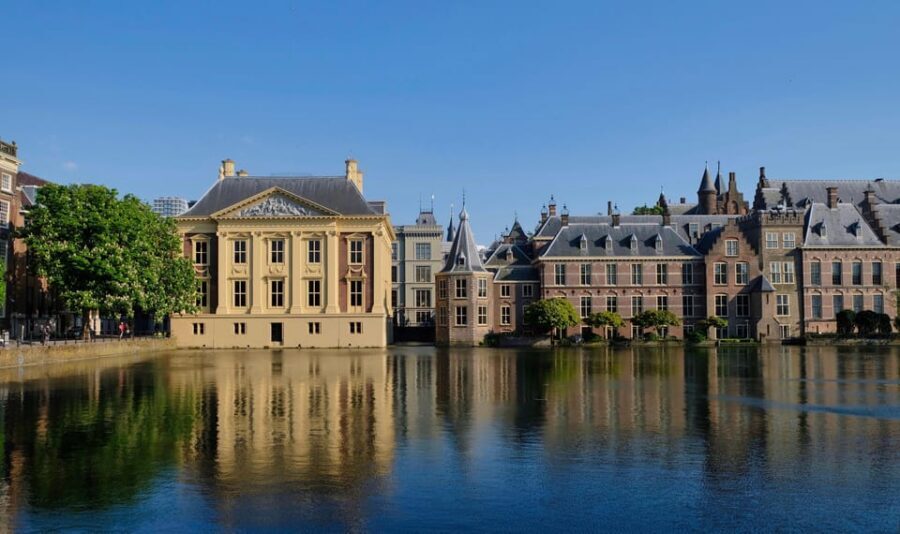 The Hague: City Walking Tour - The Hofvijver and court-pond views you’ll keep thinking about
