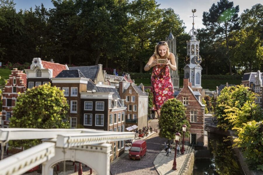 The Hague: Madurodam Miniature Park Entry Ticket - How to pace your visit: 2 hours fast, or stay all day